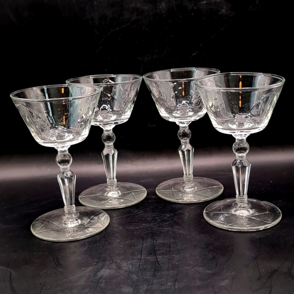 Libbey Rock Sharpe Liquor Cordial / Small Champagne Glass - 4.75" - Set of (4) - Picture 6 of 6
